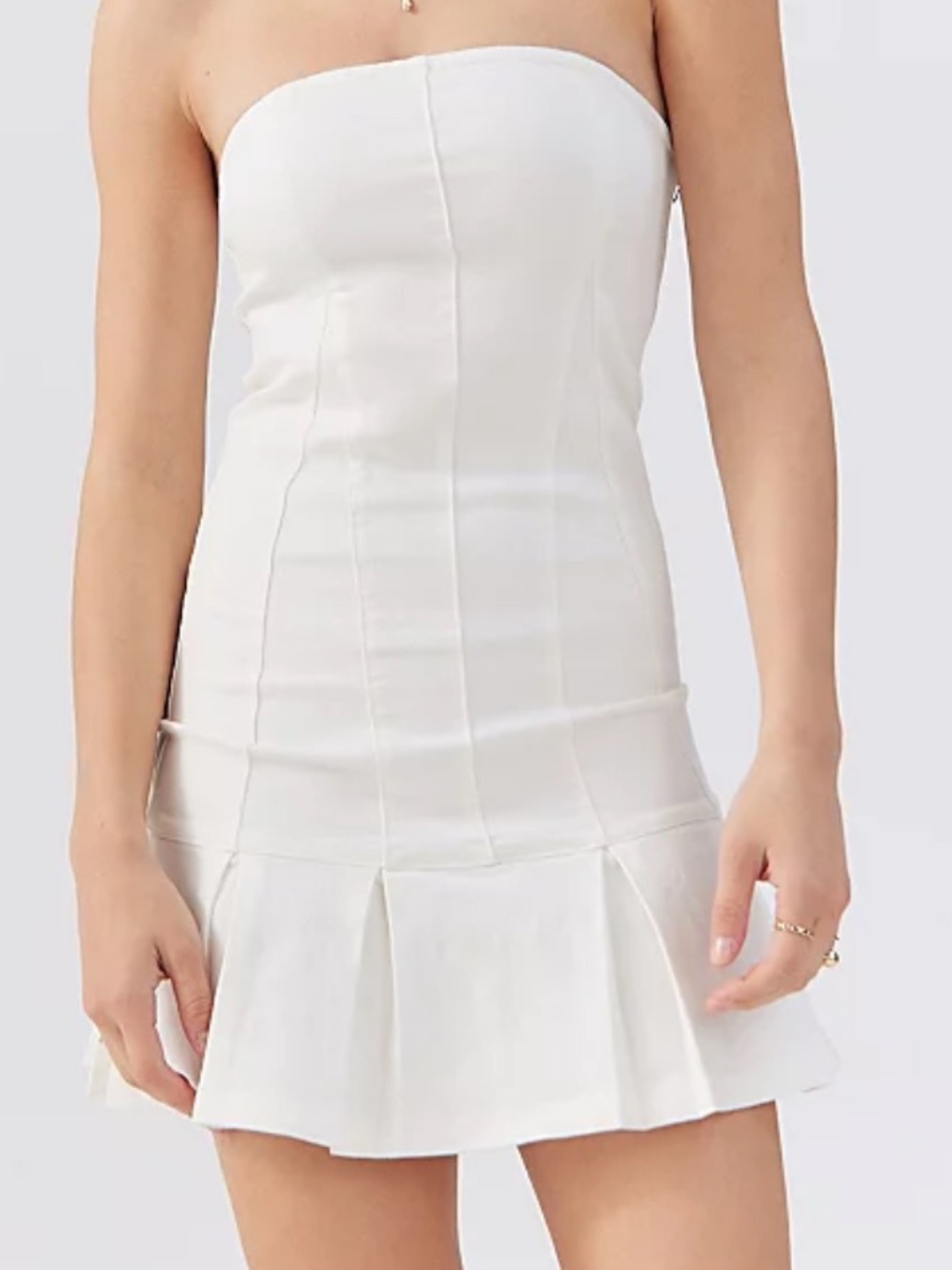 UO Brandi Denim Strapless Mini
Dress In White new with tags